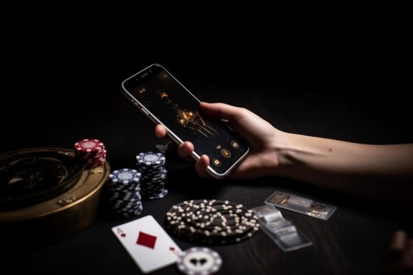 Shuffling the Deck: A Guide to Choosing the Right Online Poker Site for You